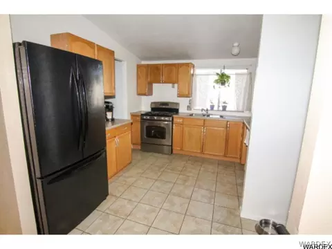 3549 E Devlin Ave, Kingman, AZ 86409 photo 3
