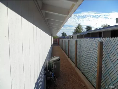 1340 E Mcvicar Ave, Kingman, AZ 86409 photo 9