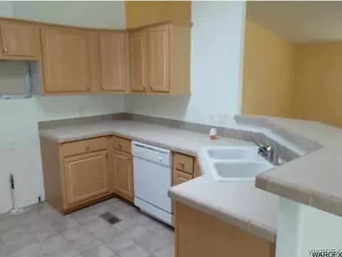 2012 N Gold Rd, Kingman, AZ 86401 photo 4