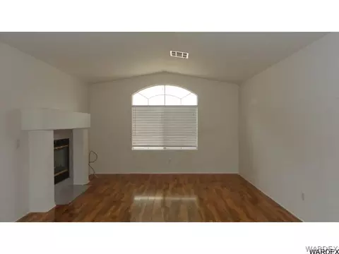 2270 Camel Mesa Dr, Laughlin, NV 89029 photo 4
