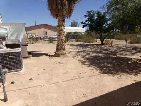 12821 S Coconino Dr, Topock, AZ 86436 photo 8
