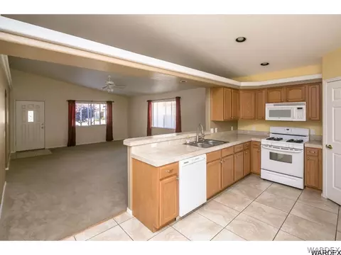 3970 E Suffock Ave, Kingman, AZ 86409 photo 6