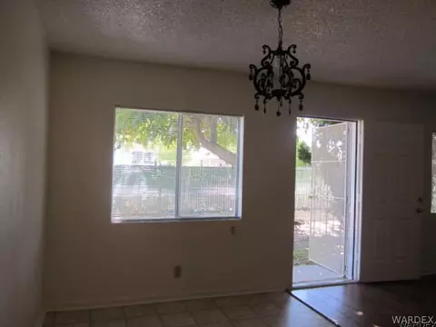 3279 E Thompson Ave, Kingman, AZ 86401 photo 2