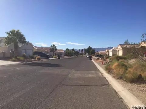 2037 E Crystal Dr, Fort Mohave, AZ 86426 photo 5
