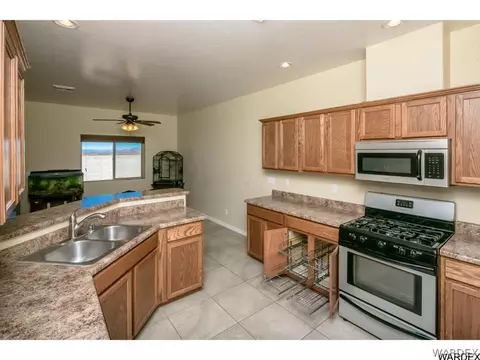 3965 E Mcvicar Ave, Kingman, AZ 86409 photo 4