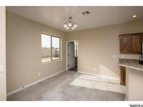 3970 E Mcvicar Ave, Kingman, AZ 86409 photo 9