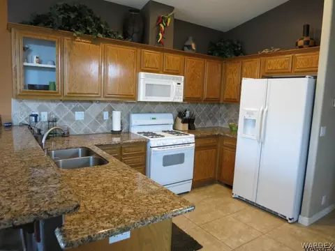 1168 Beach Dr, Needles, CA 92363 photo 2