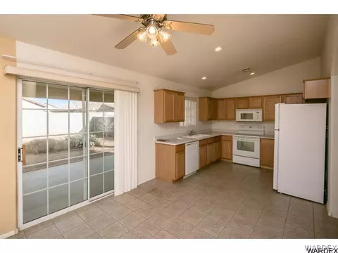 3301 E Ames Ave, Kingman, AZ 86409 photo 10