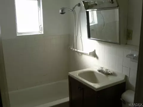 842 E Beverly Ave, Kingman, AZ 86409 photo 10