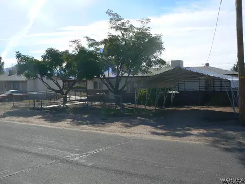 842 E Beverly Ave, Kingman, AZ 86409 photo 2