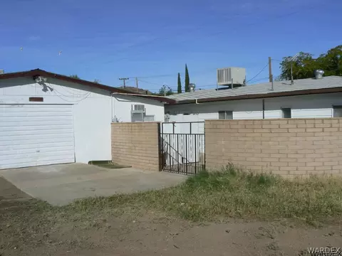 842 E Beverly Ave, Kingman, AZ 86409 photo 3