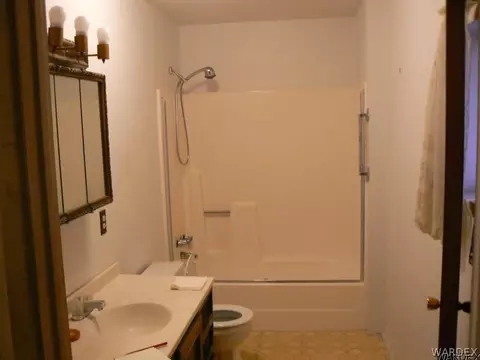 842 E Beverly Ave, Kingman, AZ 86409 photo 12