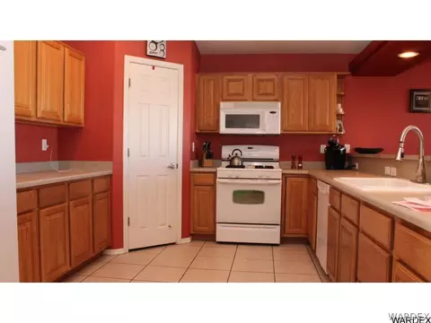 3303 E Cane Dr, Kingman, AZ 86409 photo 7
