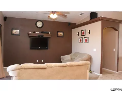 3303 E Cane Dr, Kingman, AZ 86409 photo 5