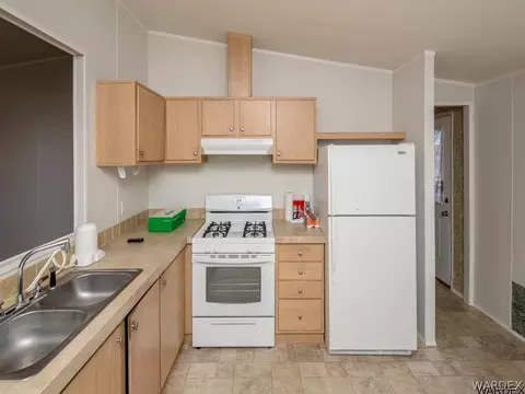 2770 E Packard Ave, Kingman, AZ 86409 photo 4