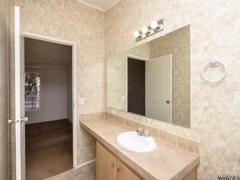2770 E Packard Ave, Kingman, AZ 86409 photo 9
