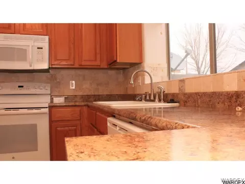 3480 N Apache St, Kingman, AZ 86401 photo 5
