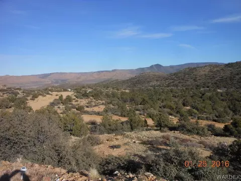 10867 E Deer Meadow Ln, Hackberry, AZ 86411 photo 2