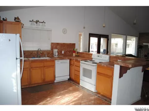 8728 Apache Loop, Parker, AZ 85344 photo 4