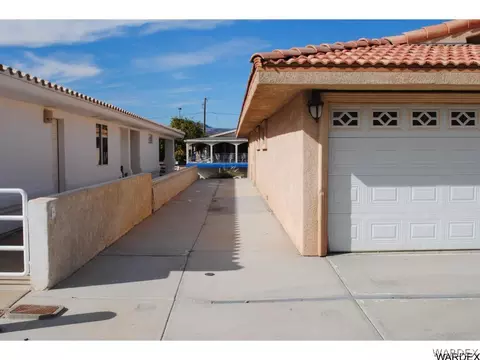 8728 Apache Loop, Parker, AZ 85344 photo 3
