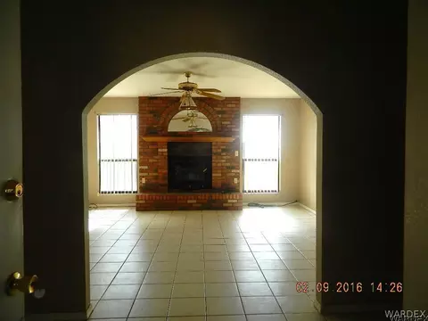7634 E Larkspur Dr, Kingman, AZ 86401 photo 2