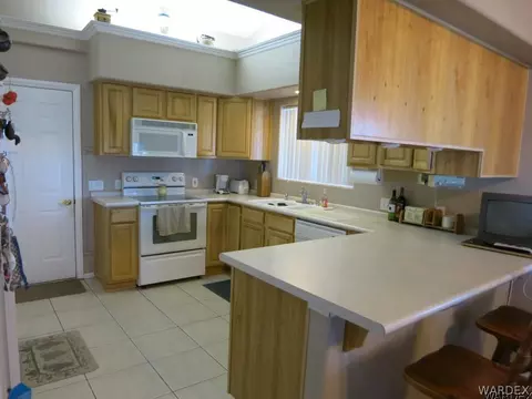 2219 Paseo Del Rey St, Needles, CA 92363 photo 3