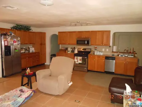 3284 N Apache St, Kingman, AZ 86401 photo 5