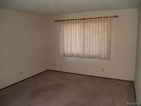 7922 E Saddleback Dr, Kingman, AZ 86401 photo 11