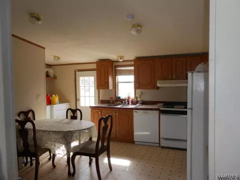 910 John Norman, Kingman, AZ 86409 photo 3