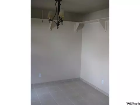 2280 E Mcvicar Ave, Kingman, AZ 86409 photo 8
