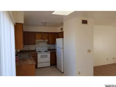 2945 E Carver Ave, Kingman, AZ 86409 photo 4