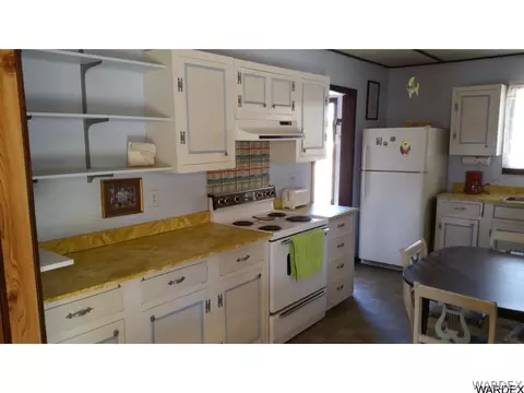 27701 S Frame Ave, Bouse, AZ 85325 photo 3