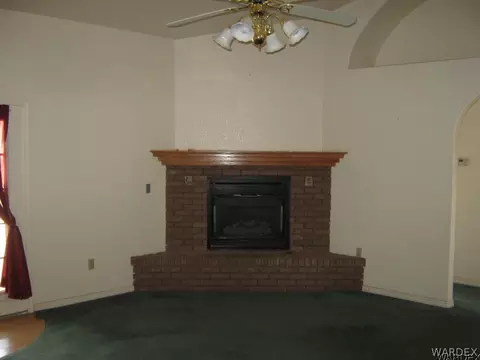 2225 E Valley View Rd, Kingman, AZ 86409 photo 6