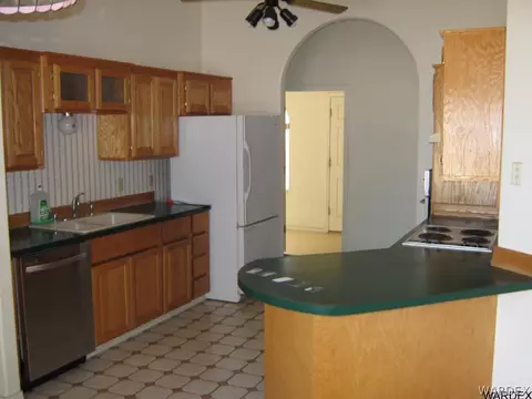 2225 E Valley View Rd, Kingman, AZ 86409 photo 8