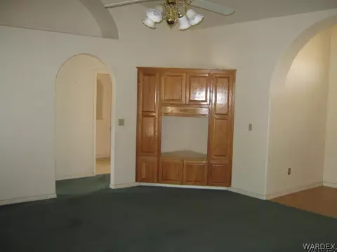 2225 E Valley View Rd, Kingman, AZ 86409 photo 5