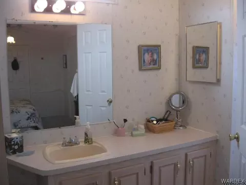 5399 E Coconino Dr, Topock, AZ 86436 photo 14
