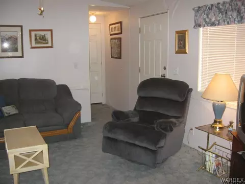 5399 E Coconino Dr, Topock, AZ 86436 photo 11
