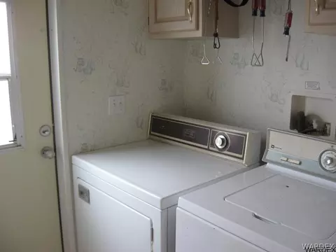 5399 E Coconino Dr, Topock, AZ 86436 photo 9