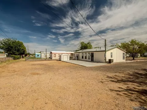 1595 E Devlin Ave, Kingman, AZ 86409 photo 2
