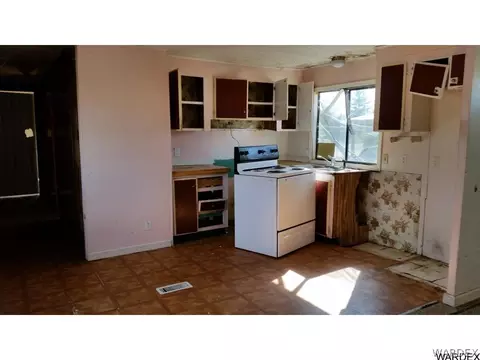 2585 E Packard Ave, Kingman, AZ 86409 photo 6