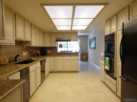 3734 Westcliff Ave, Laughlin, NV 89029 photo 8
