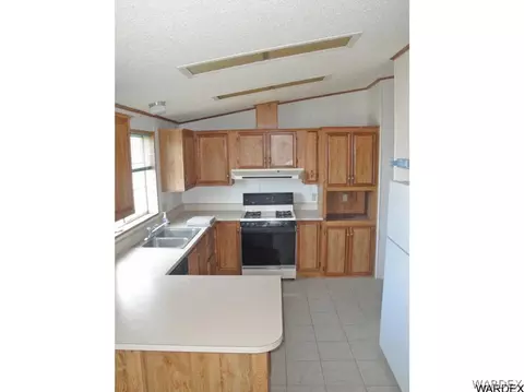 3548 E Robin Ln, Kingman, AZ 86409 photo 3