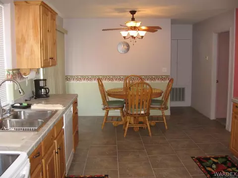 4657 E Monarch Dr, Topock, AZ 86436 photo 7
