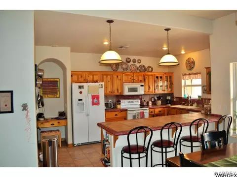 2198 E Valley View Rd, Kingman, AZ 86409 photo 16