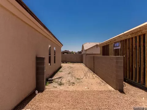 3958 E Mcvicar Ave, Kingman, AZ 86409 photo 4