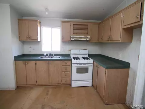 2860 E Ames Ave, Kingman, AZ 86409 photo 3