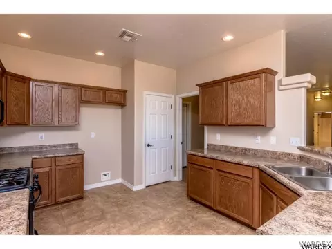 3983 E Mcvicar Ave, Kingman, AZ 86409 photo 10