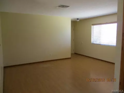 2354 E Mcvicar Ave, Kingman, AZ 86409 photo 3