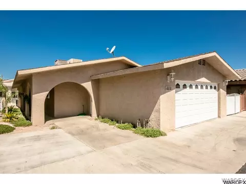 8830 Apache Loop, Parker, AZ 85344 photo 2