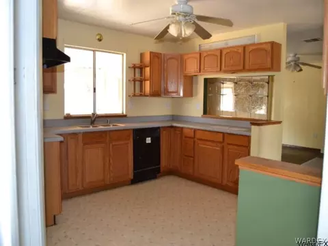 1645 E Glen Pl, Kingman, AZ 86409 photo 3